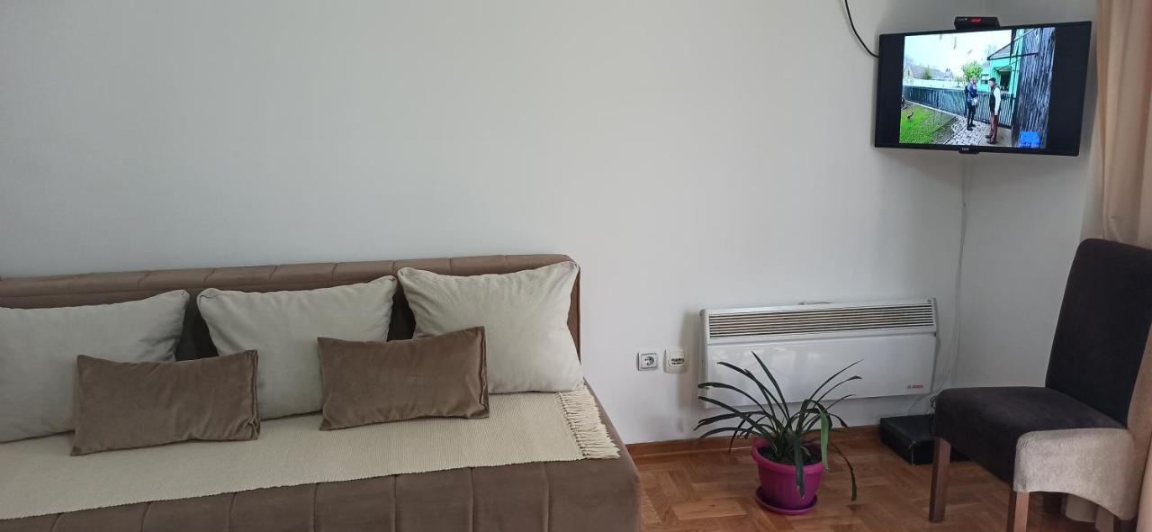 Apartment Laca Vrnjacka Banja Bagian luar foto