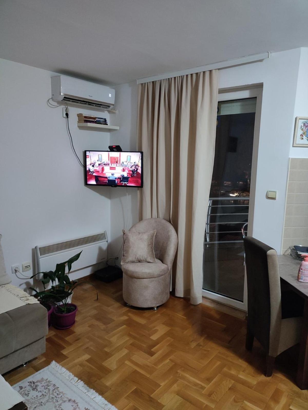 Apartment Laca Vrnjacka Banja Bagian luar foto