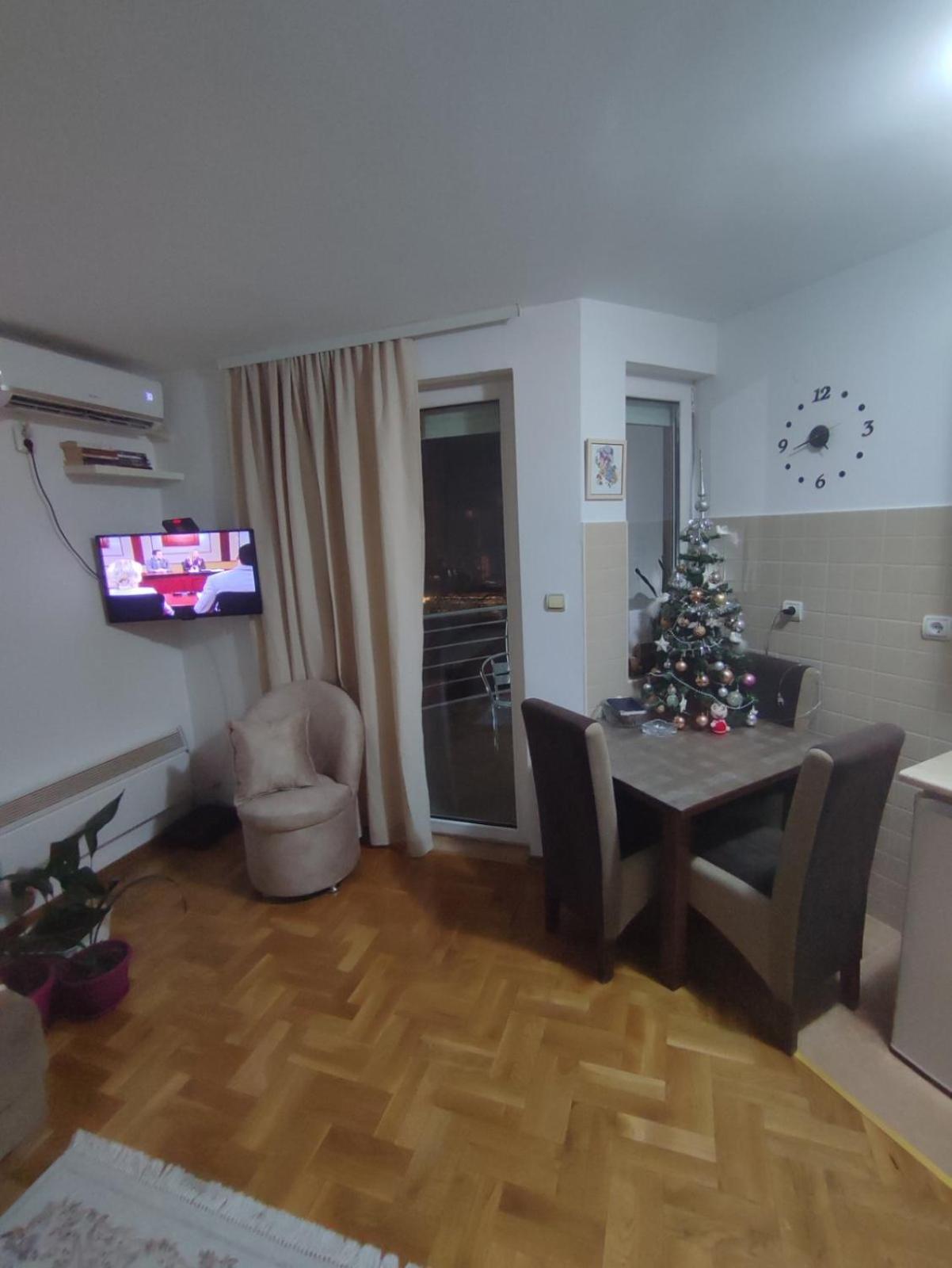 Apartment Laca Vrnjacka Banja Bagian luar foto