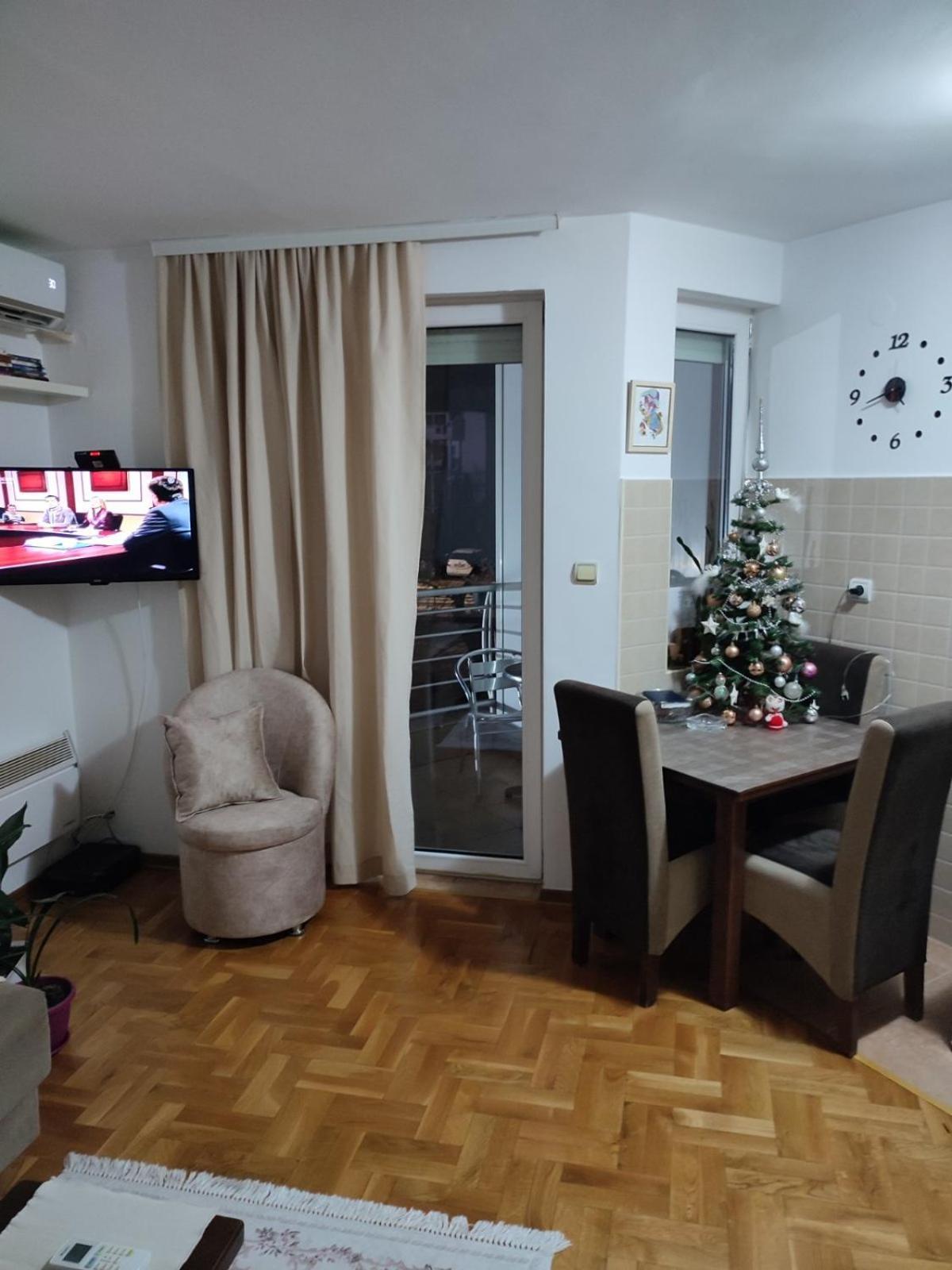 Apartment Laca Vrnjacka Banja Bagian luar foto